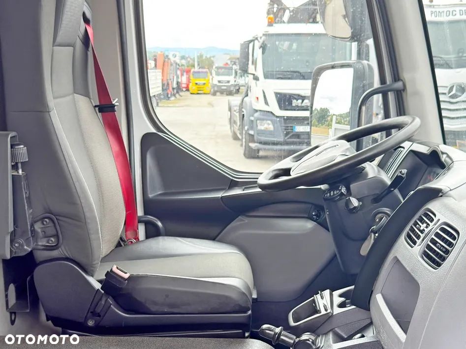 Renault D12.210 * SKRZYNIA 6,15 m * HIAB 066 CL * STAN BDB - 12
