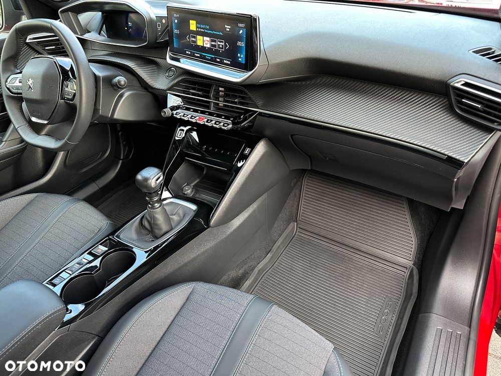 Peugeot 2008 1.2 PureTech Allure Pack S&S - 23