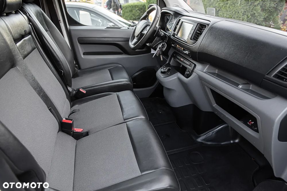 Peugeot Expert 2.0 L1 EAT8 - 29