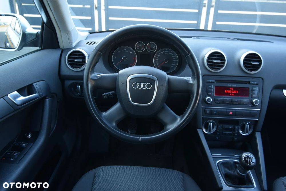 Audi A3 Sportback 1.6 TDI Attraction - 20
