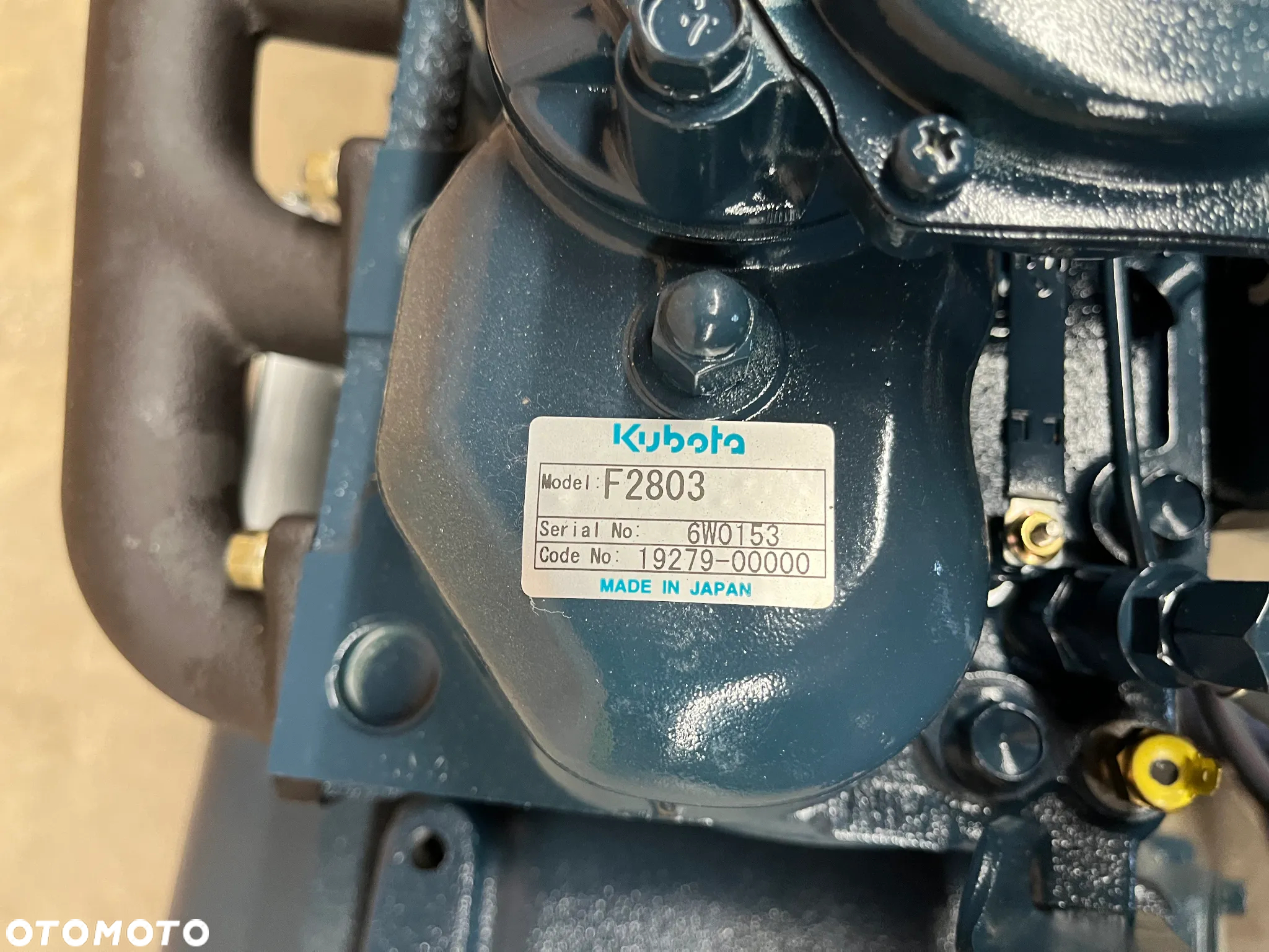 FV23% Silnik Kubota F2803 Nowy Kompletny - 11