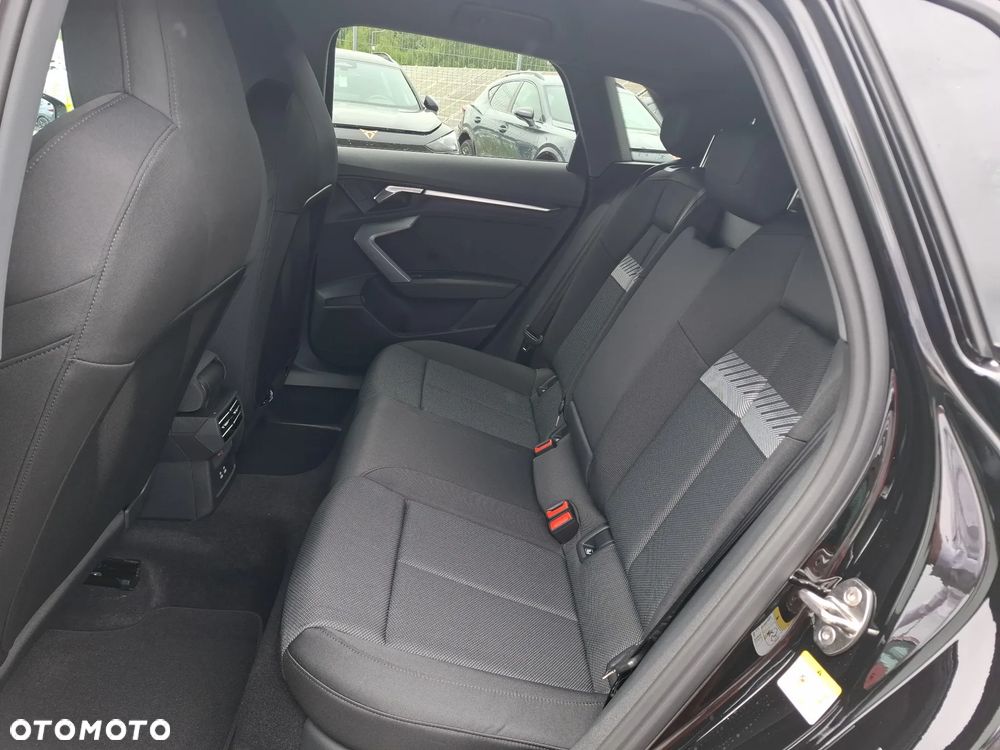 Audi A3 Sportback TFSI mHEV 110 kW S Line S tronic - 13