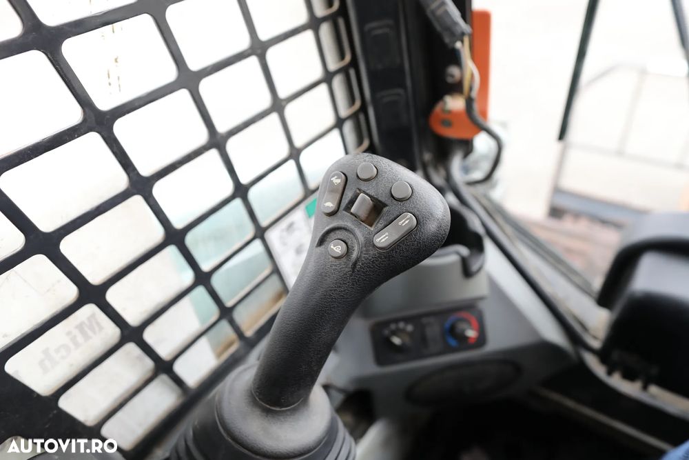 Bobcat S450 - 17
