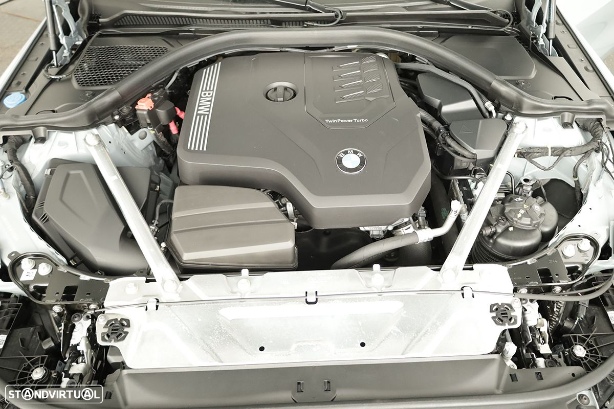 BMW 420 Gran Coupé i Pack Desportivo M Auto - 29