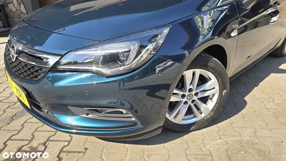 Opel Astra 1.4 Turbo Dynamic - 4