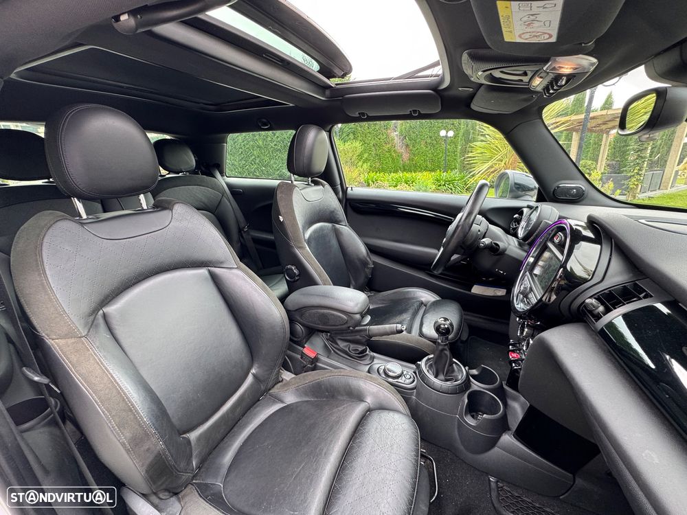 MINI 3 Portas Cooper D 60 Years Chili - 9