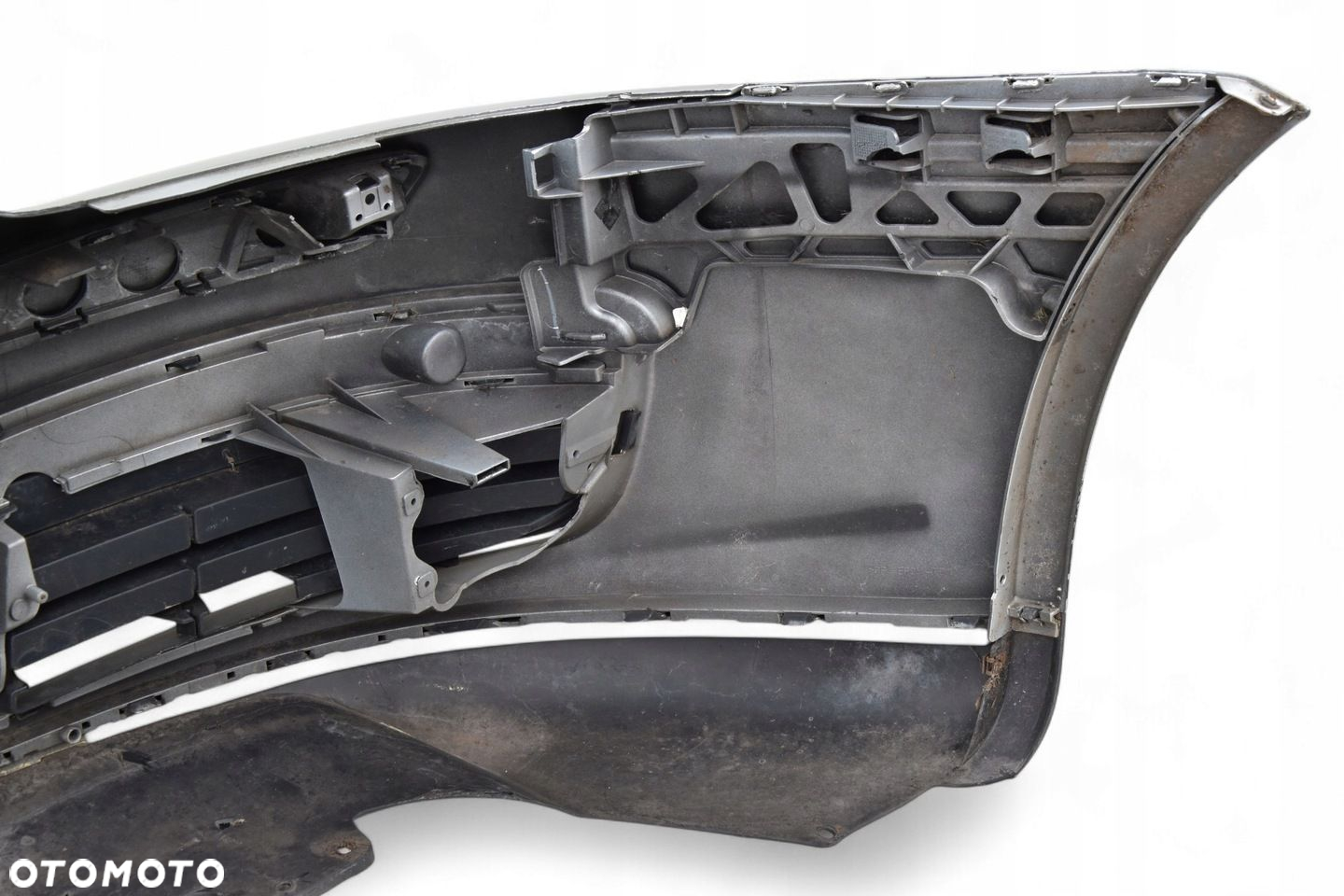 Zderzak Przód Grill VOLKSWAGEN GOLF V LA7W - 11