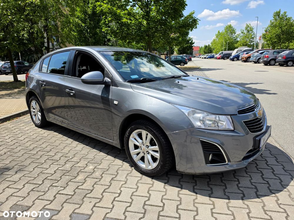 Chevrolet Cruze - 14