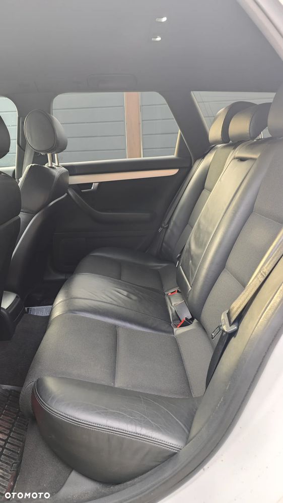 Audi A4 Avant 2.0 TDI DPF - 15