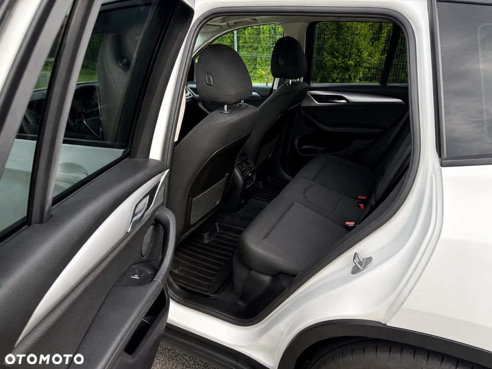 BMW X3 sDrive18d MHEV Advantage sport - 17