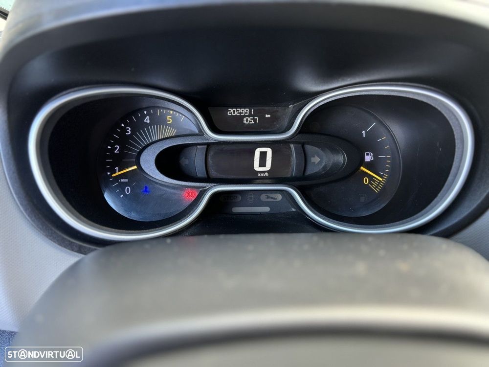 Renault Trafic 1.6 dCi L1H1 1.2T - 15