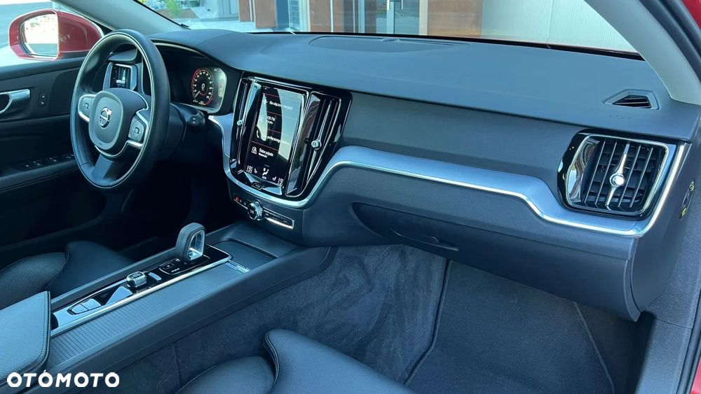 Volvo V60 B3 B Momentum Pro - 16