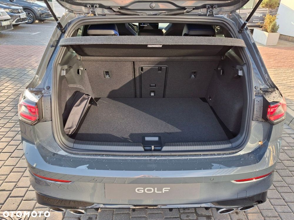 Volkswagen Golf - 9