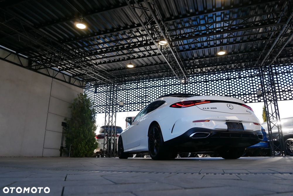 Mercedes-Benz CLE - 39