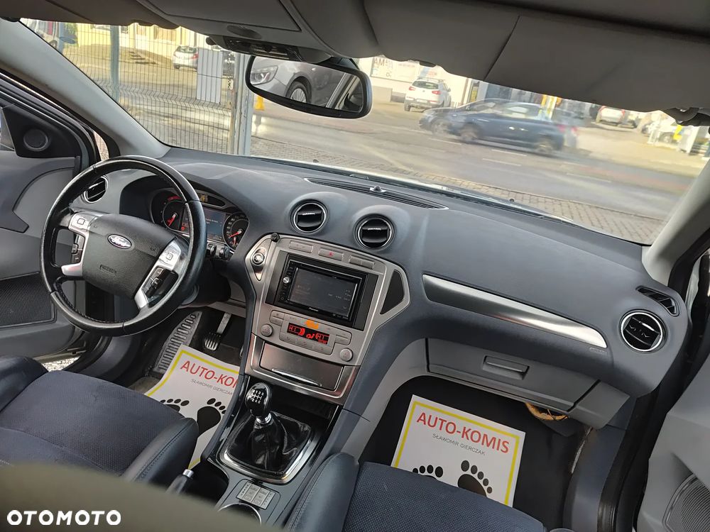 Ford Mondeo 2.0 TDCi Titanium - 22