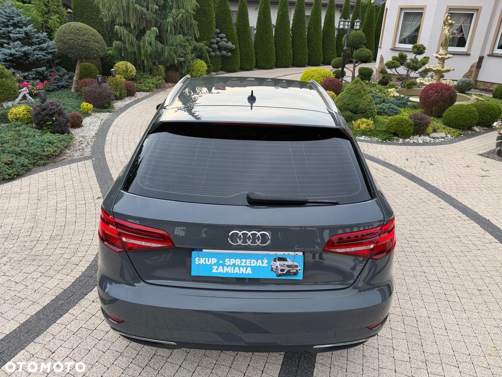 Audi A3 Sportback 40 e-tron S tronic design - 28