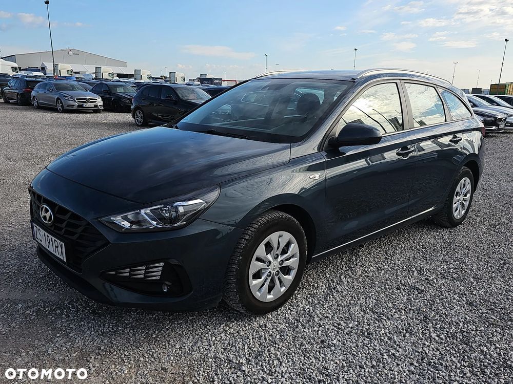 Hyundai i30 1.5 DPI Classic + - 2