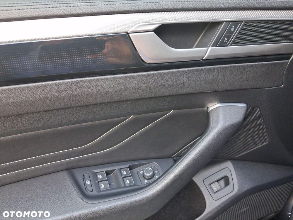 Volkswagen Arteon 2.0 TSI R-Line DSG - 18