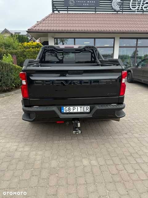 Chevrolet Silverado - 4