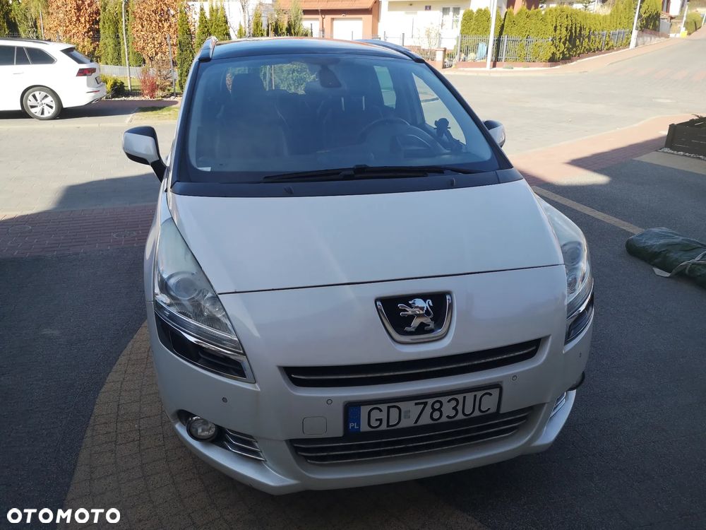Peugeot 5008 - 5