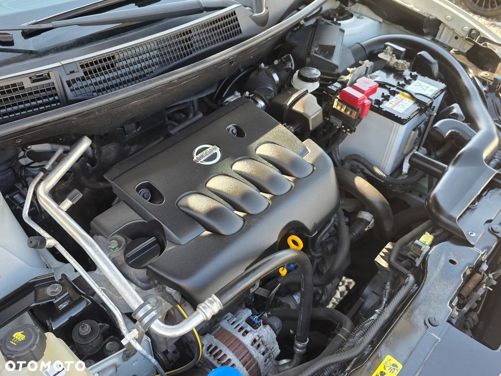 Nissan Qashqai 2.0 4x4 Tekna - 26
