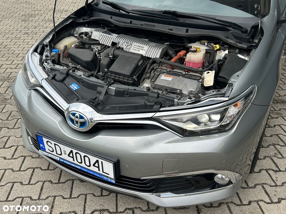 Toyota Auris Hybrid 135 Prestige - 5