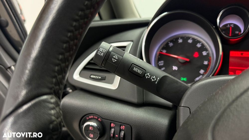 Opel Astra 1.4 Turbo ECOTEC Cosmo - 22