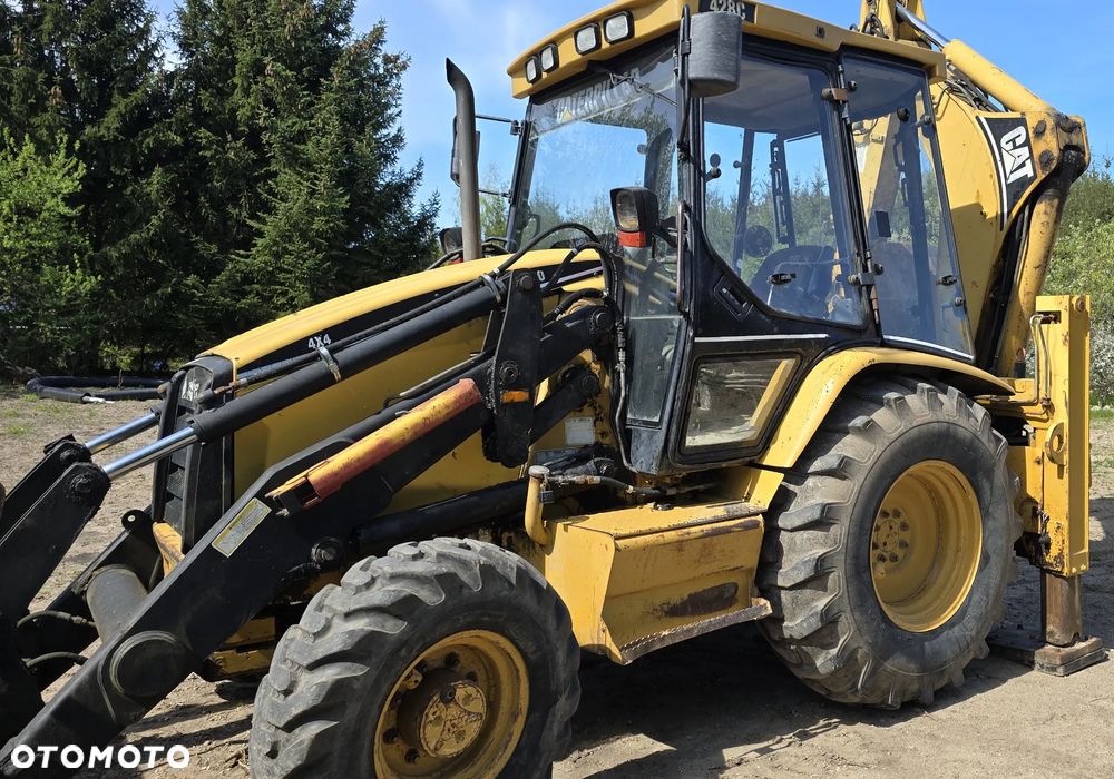 Caterpillar 428C - 4