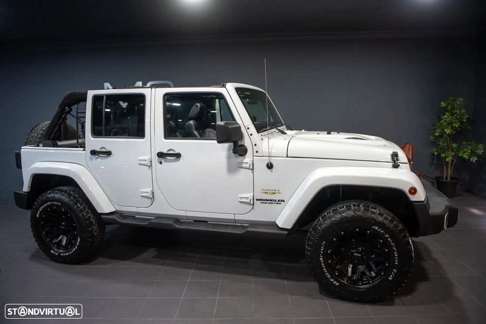 Jeep Wrangler Unlimited 2.8 CRD MTX Sahara Urban Edition - 10