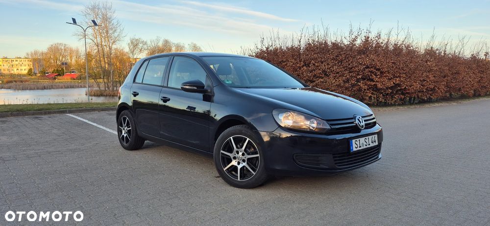 Volkswagen Golf 1.6 Trendline - 1