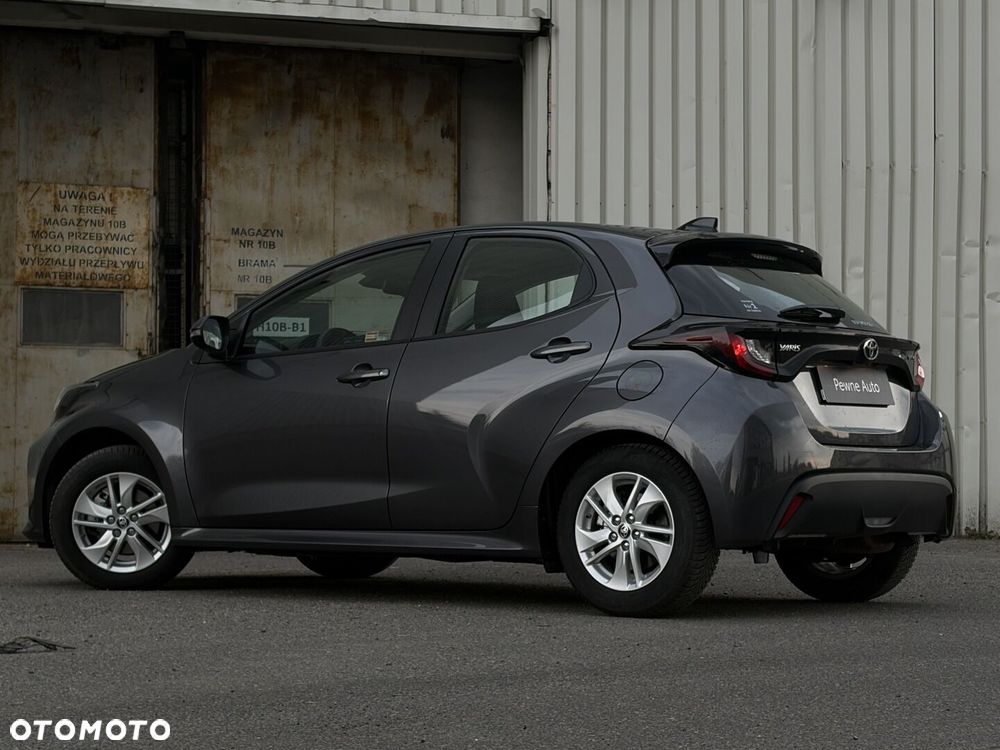 Toyota Yaris - 11
