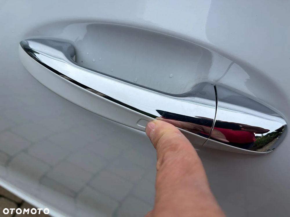 Mercedes-Benz Klasa B 220 d AMG Line 8G-DCT - 26