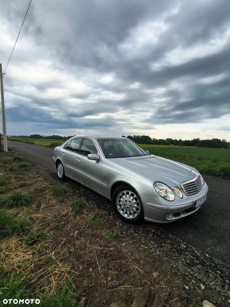 Mercedes-Benz Klasa E - 2