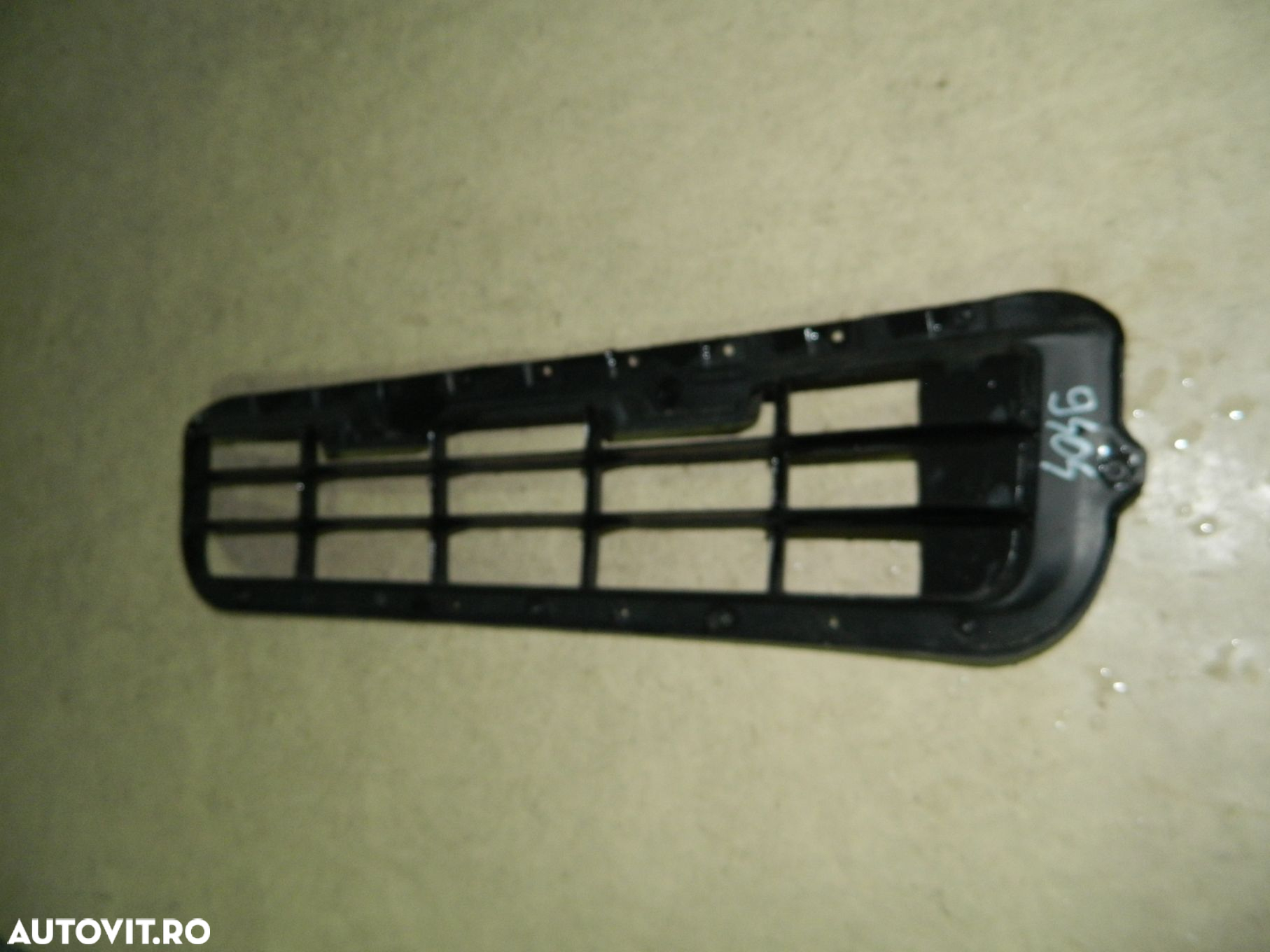 Grila centrala bara fata Fiat Panda, 04-12, 735316604 - 4