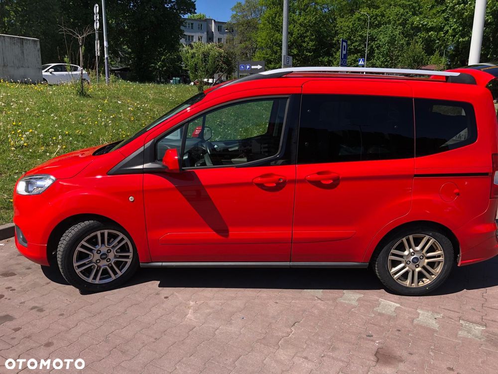 Ford Tourneo Courier 1.0 EcoBoost S&S Titanium - 13