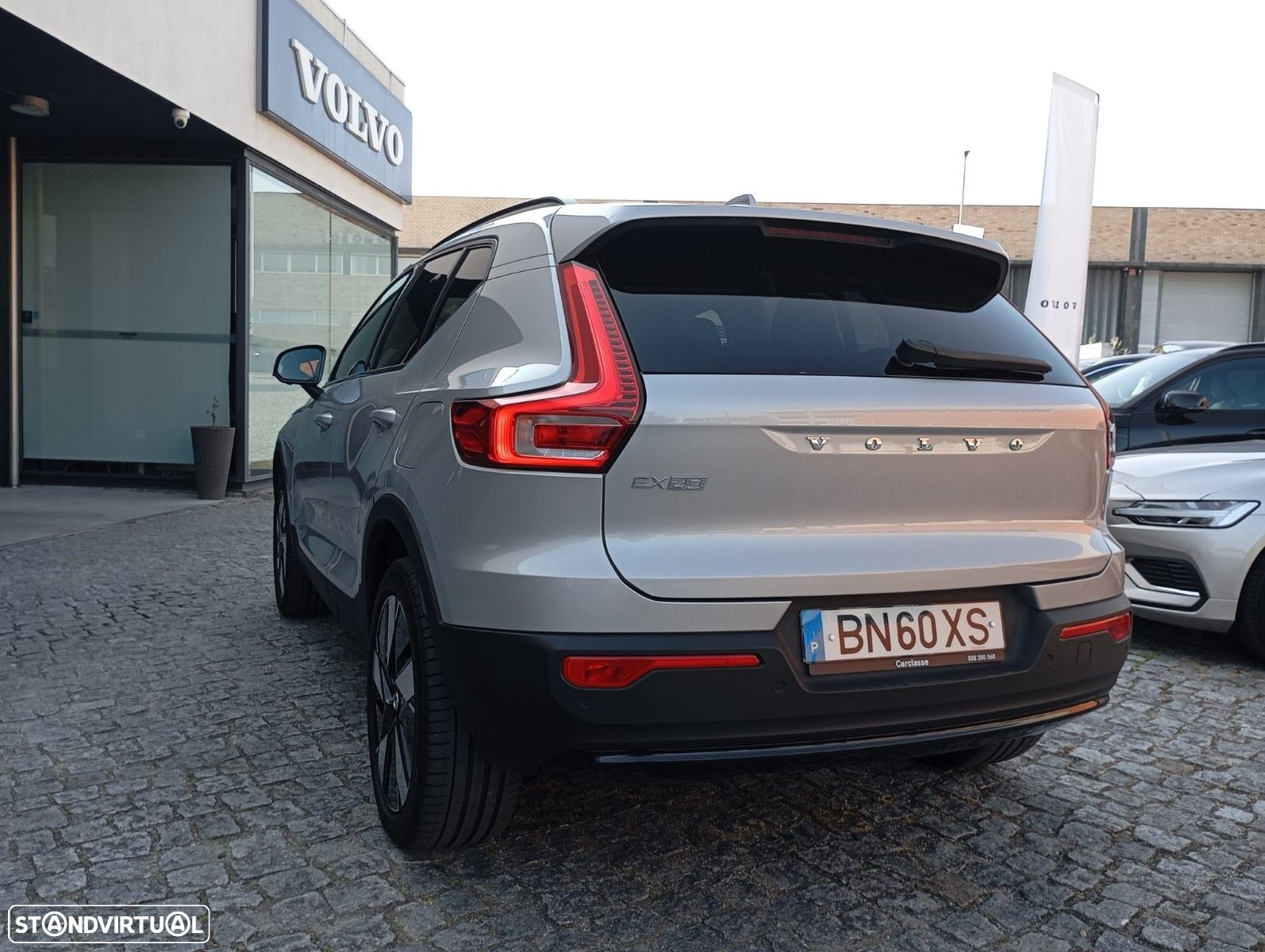Volvo EX40 82 kWh Single Motor Extended Range Plus - 12
