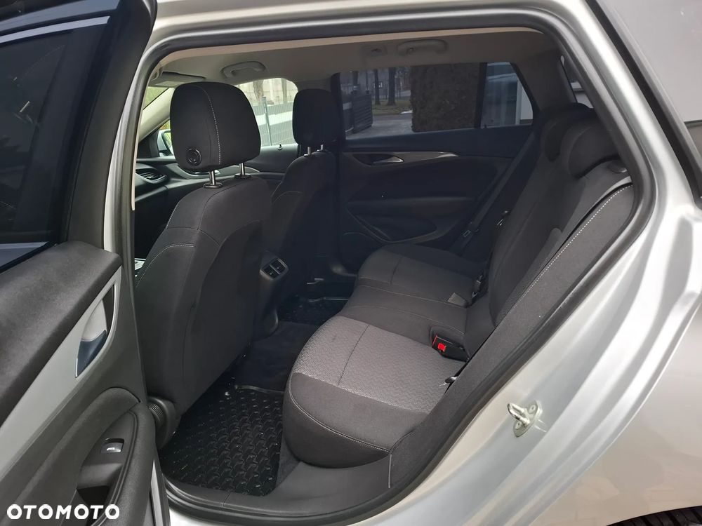 Opel Insignia - 13