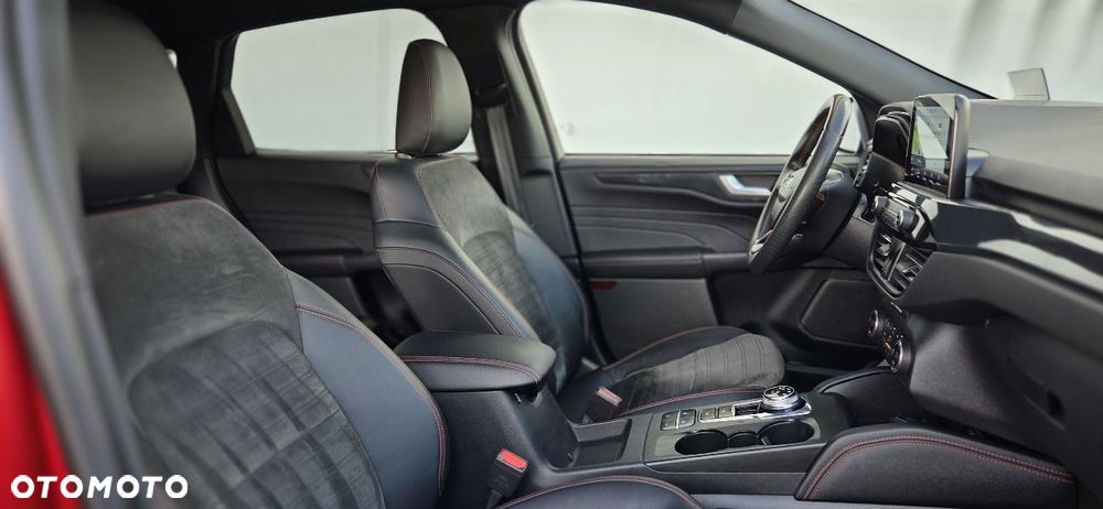 Ford Kuga - 22