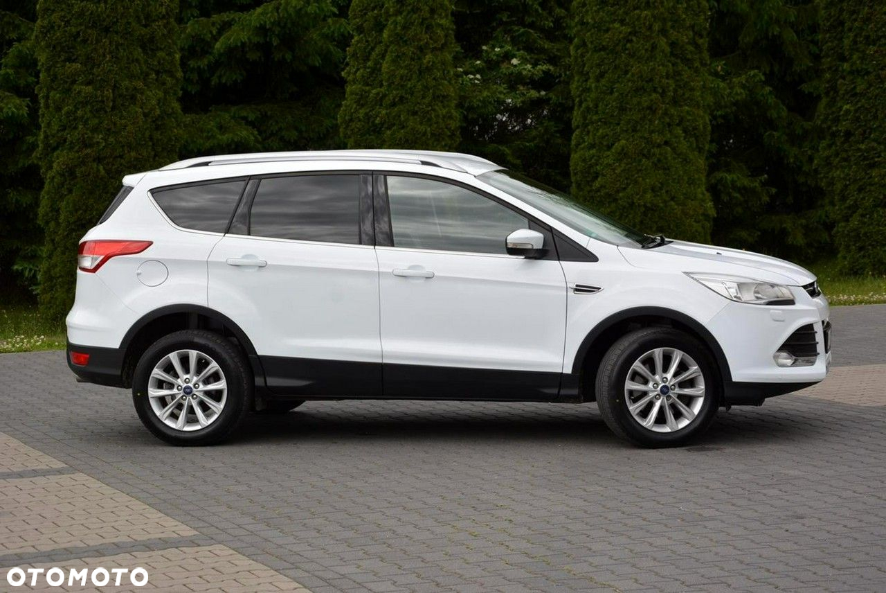 Ford Kuga 2.0 TDCi 2x4 Titanium - 11