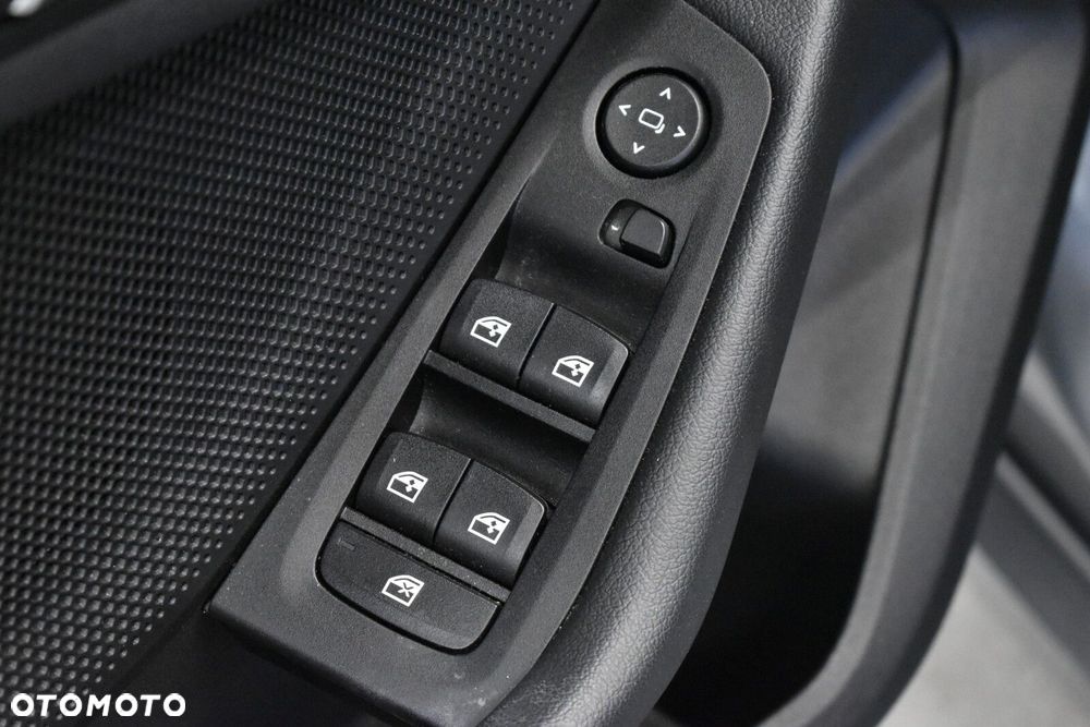 BMW Seria 1 118i Advantage - 8