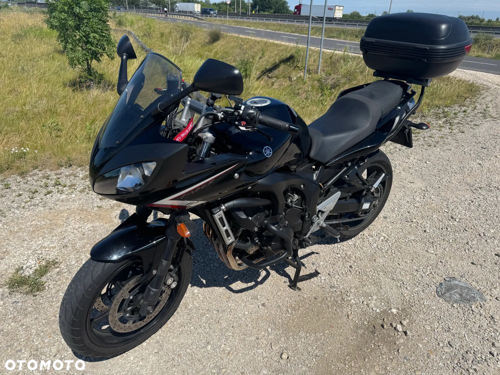 Yamaha FZ6 - 3