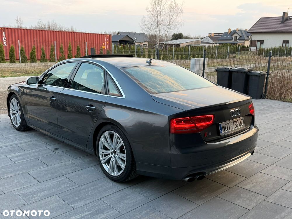 Audi S8 Standard - 4