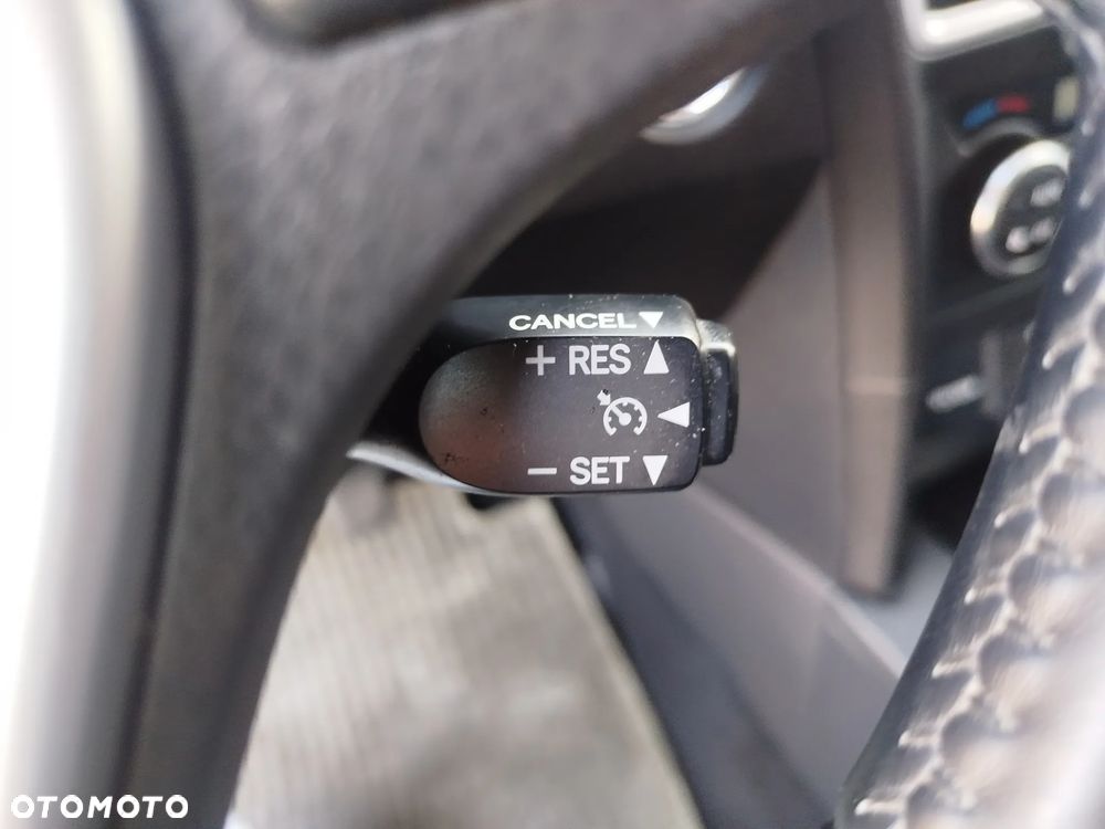 Toyota Auris - 37