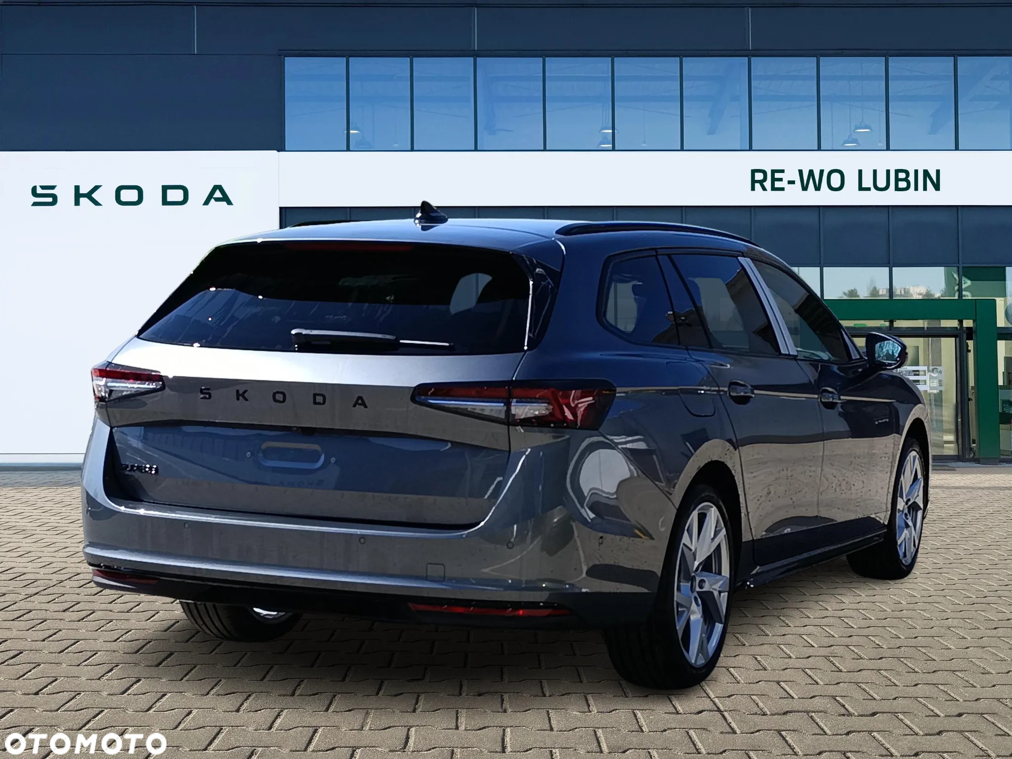 Skoda Superb 2.0 TSI Sportline DSG - 6
