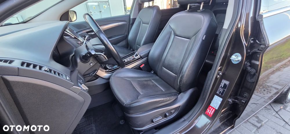 Hyundai i40 Kombi 1.7 CRDi DCT Premium - 27