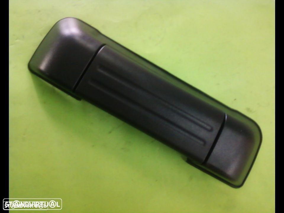 puxador tampa mala Suzuki Grand Vitara 98-2005(NOVO) - 1