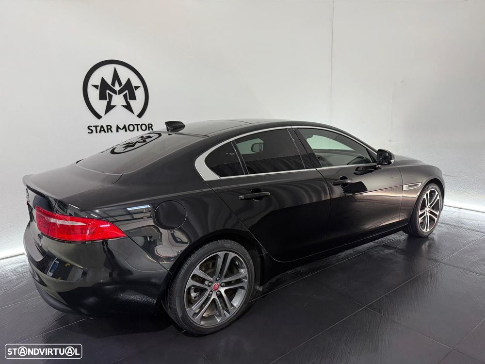 Jaguar XE 2.0 D Portfolio Aut. - 9