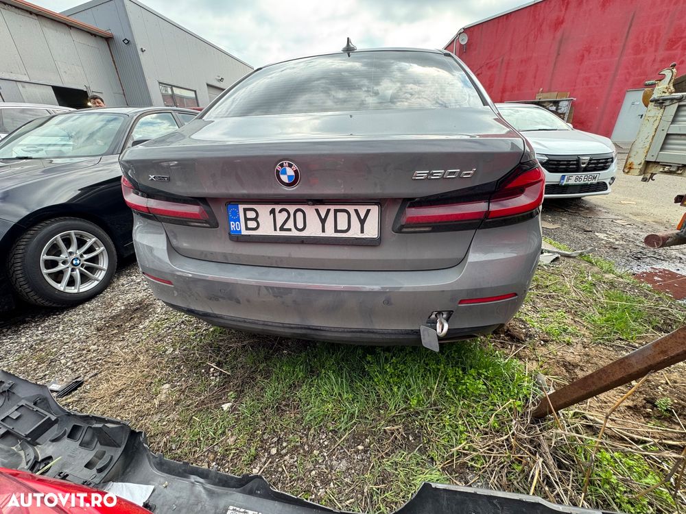 BMW Seria 5 530d xDrive Aut. - 9