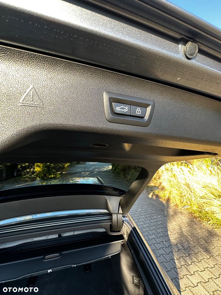 BMW Seria 5 520d xDrive M Sport sport - 16