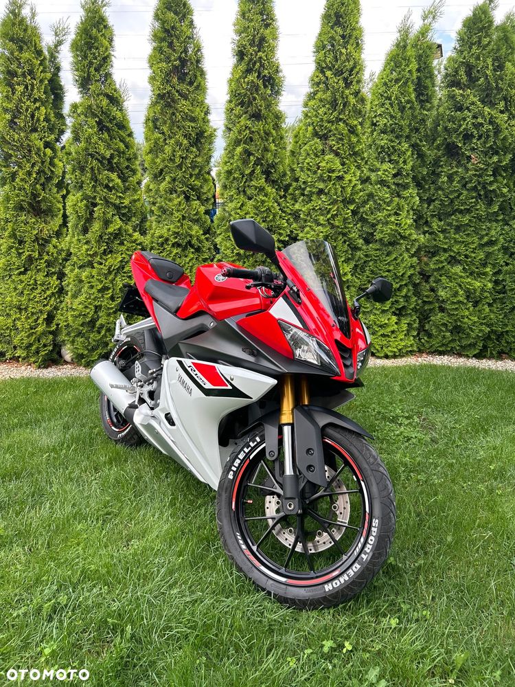 Yamaha YZF - 2